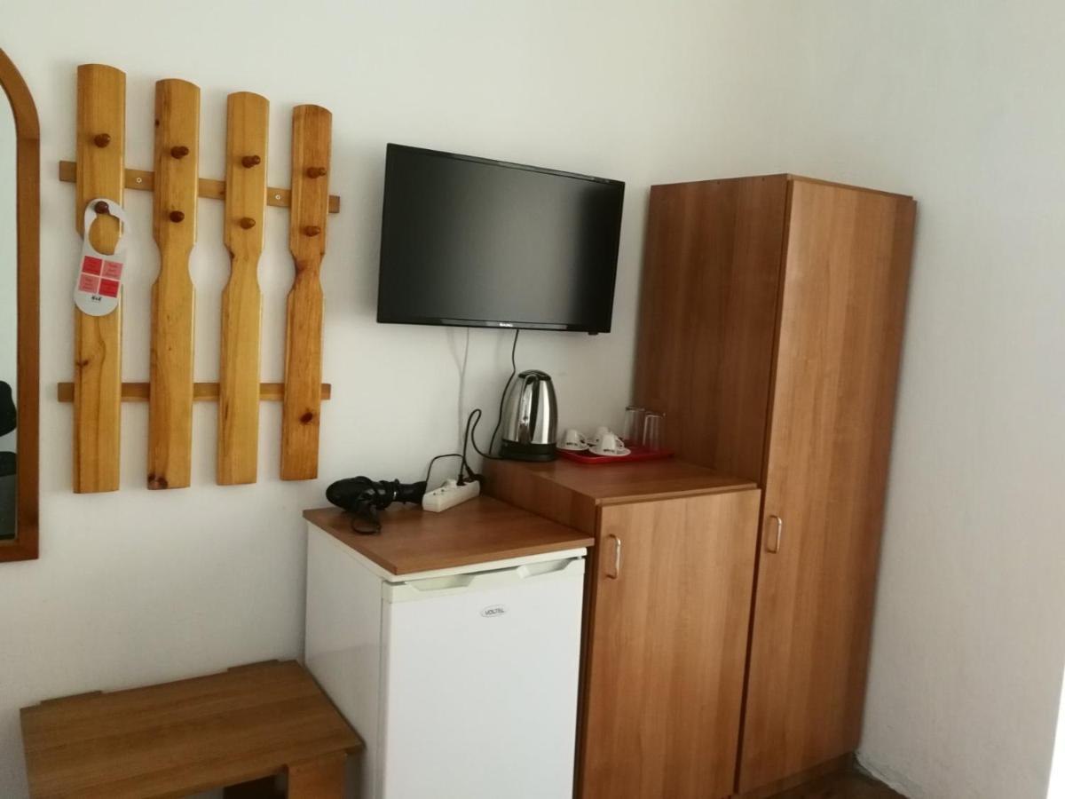 Hris Hotel Csernomorec Kültér fotó