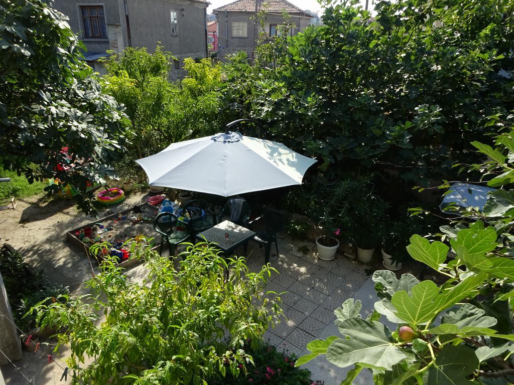 Hris Hotel Csernomorec Kültér fotó