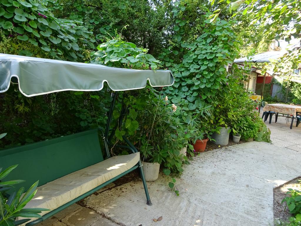 Hris Hotel Csernomorec Kültér fotó