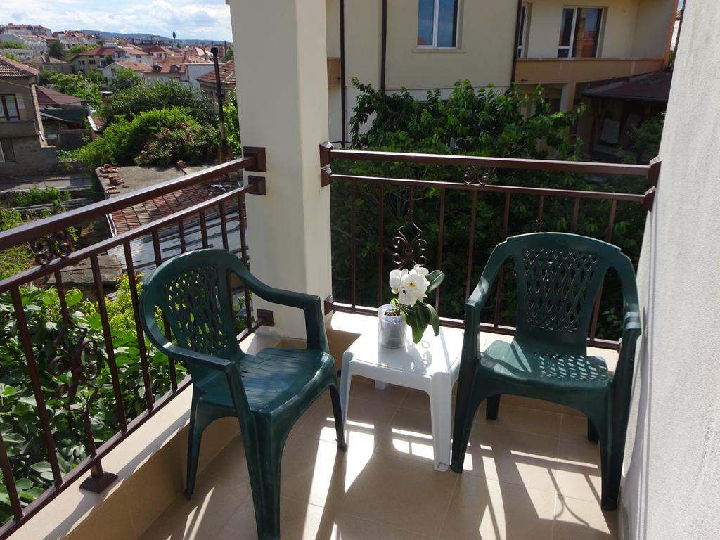 Hris Hotel Csernomorec Kültér fotó