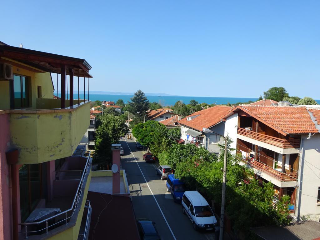 Hris Hotel Csernomorec Kültér fotó